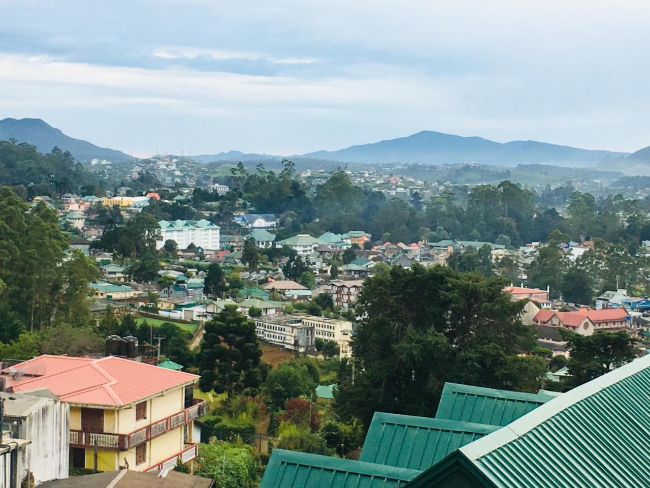 Golden King Guest Bed & Breakfast Nuwara Eliya Exterior photo